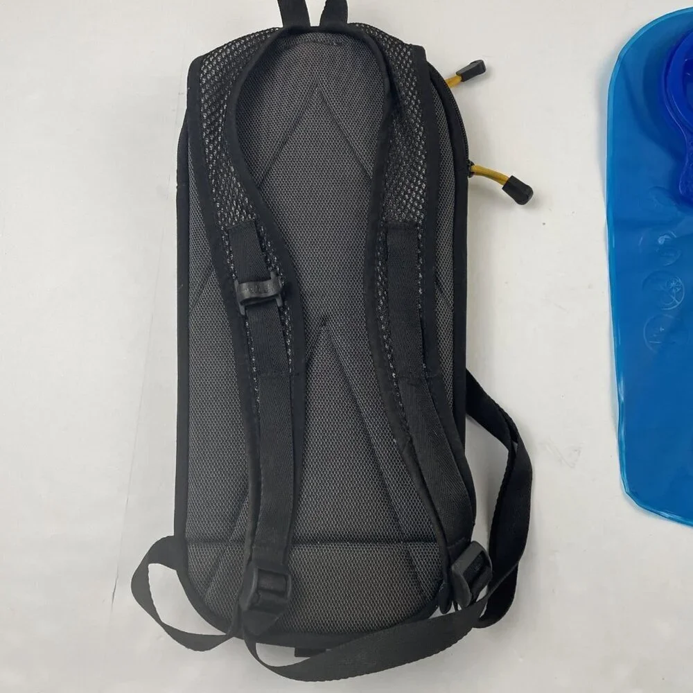 Camelbak Rogue Hydration Backpack Lightweight Ripstop Canvas Yellow Black